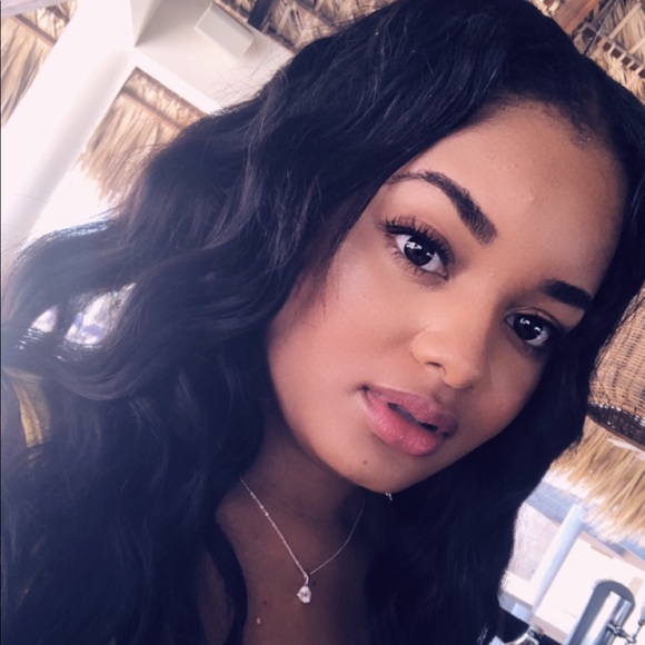 Meet your Posher, Tamica - Picture 1 of 2